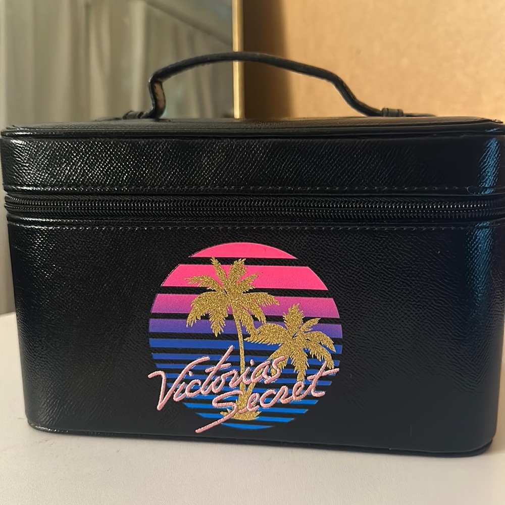 Victoria’s Secret cosmetic case